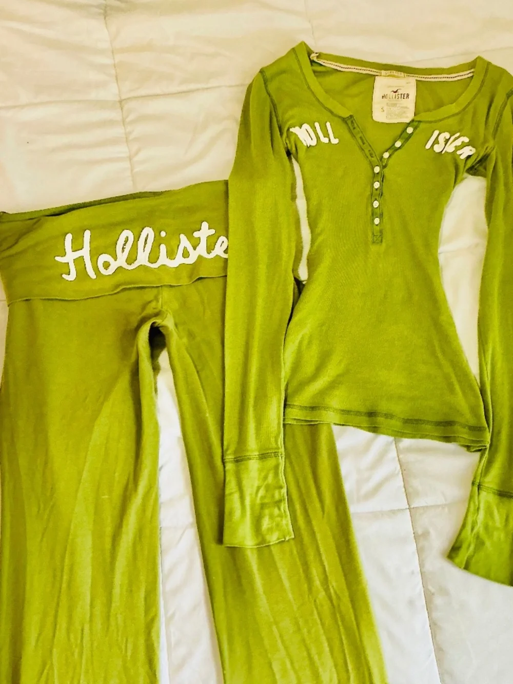 🥑 ULTRA RARE HTF Early 2000s Vintage Hollister Matching Set 🥑